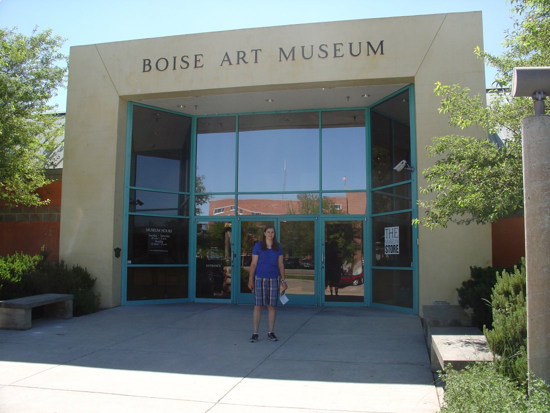../use_images/2010/boise_art_museum.JPG