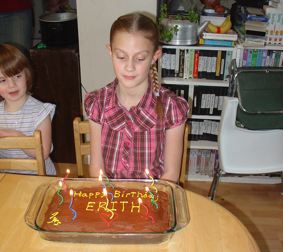 ../use_images/2010/erith_cake.jpg ../use_images/2010/erith_cake.jpg