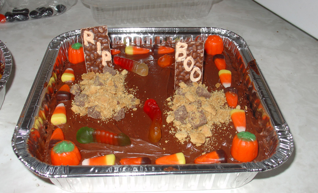 ../use_images/2010/halloween_treats.jpg